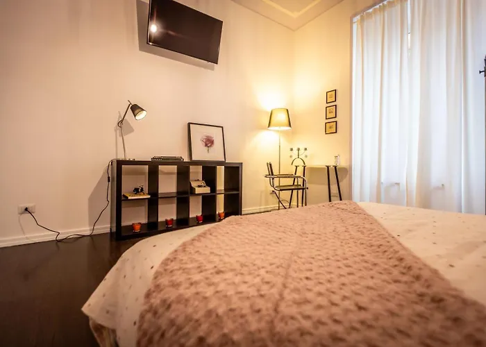 Aradam Luxury Heritage Apartment Rom